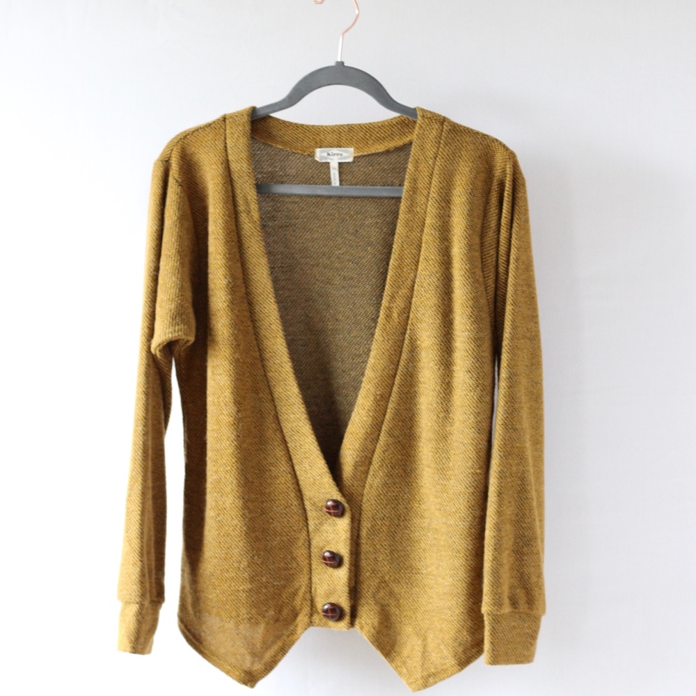 ✨HP✨Kirra Cardigan